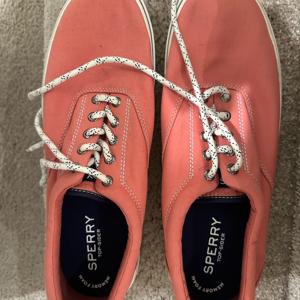 Sperry Men’s Coral Pink Canvas Lace-Up Sneakers